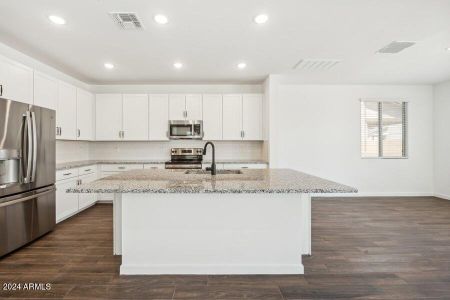 New construction Single-Family house 7410 W Northview Avenue, Glendale, AZ 85303 Concerto- photo 6 6