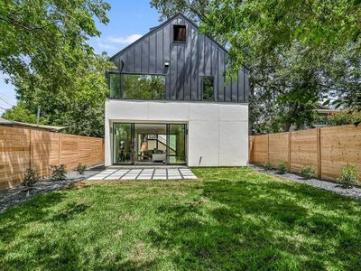 New construction Single-Family house 2903 E 14Th St, Unit 1, Austin, TX 78702 - photo 0