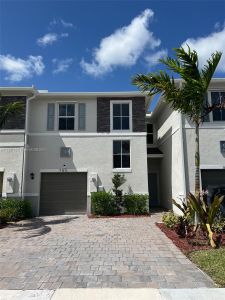 New construction Townhouse house 753 Se 17Th St, Homestead, FL 33034 - photo 0