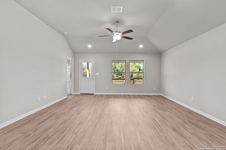 New construction Single-Family house 8410 Smithers Avenue, San Antonio, TX 78252 Eastland- photo 11 11