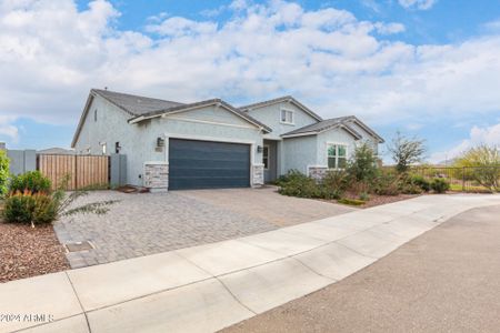New construction Single-Family house 18005 W Elm Street, Goodyear, AZ 85395 - photo 0
