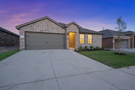 New construction Single-Family house 10140 Poinsett Way, Fort Worth, TX 76108 - photo 1 1