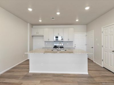 New construction Townhouse house 6375 N Netherland Court, Aurora, CO 80019 - photo 22