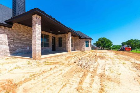 New construction Single-Family house 203 Maverick Court, Granbury, TX 76049 - photo 28 28