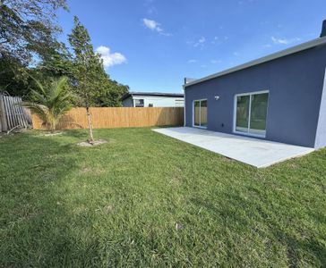New construction Single-Family house 861 Grant Street, West Palm Beach, FL 33407 - photo 28 28