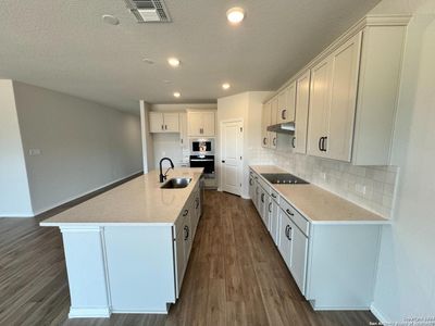 New construction Single-Family house 7903 Viper Cove, San Antonio, TX 78253 Alexis Homeplan- photo 7 7
