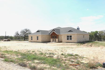 New construction Single-Family house 105 Hondo Drive, La Vernia, TX 78121 - photo 9 9