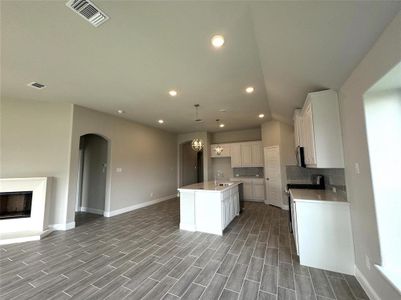 New construction Single-Family house 1008 Odell Lane, Crowley, TX 76036 Concept 1912- photo 5 5