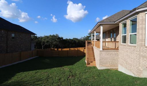 New construction Single-Family house 1301 White Daisy Lane, Georgetown, TX 78628 Sabine - Classic Series- photo 15 15