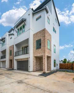 New construction Single-Family house 1618 Ojeman Road, Unit B, Houston, TX 77055 - photo 0