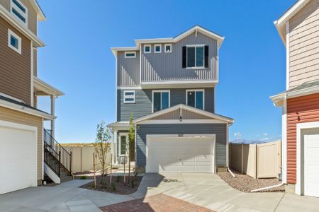 New construction Single-Family house 3617 Valleywood Court, Johnstown, CO 80534 - photo 1 1