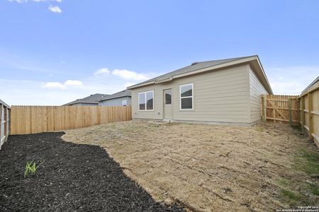 New construction Single-Family house 1228 Whitneyway Ln, New Braunfels, TX 78130 RC Ridgeland- photo 15 15