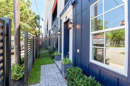 New construction Townhouse house 726 Cage Street, Houston, TX 77020 - photo 10 10