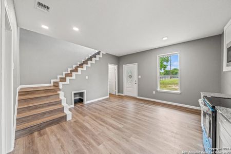 New construction Single-Family house 22818 Reliant Drive, Elmendorf, TX 78112 - photo 3 3