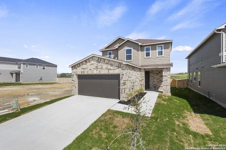 New construction Single-Family house 4145 Harper Lee Ln, New Braunfels, TX 78130 - photo 4 4