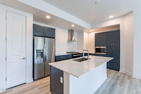 New construction Apartment house 3131 N Central Avenue, Unit 4013, Phoenix, AZ 85012 - photo