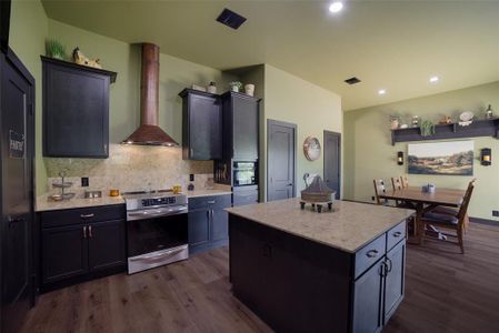 New construction Single-Family house 500 Water Tower Rd, Seguin, TX 78155 - photo 6 6