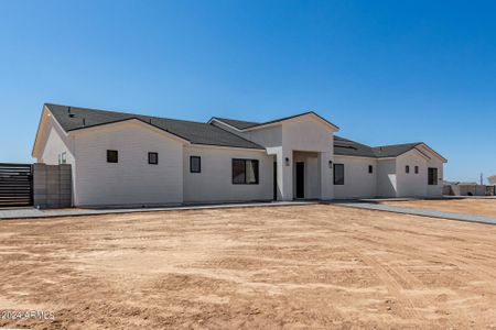 New construction Single-Family house 30970 N Lola Lane, Queen Creek, AZ 85142 - photo 38 38