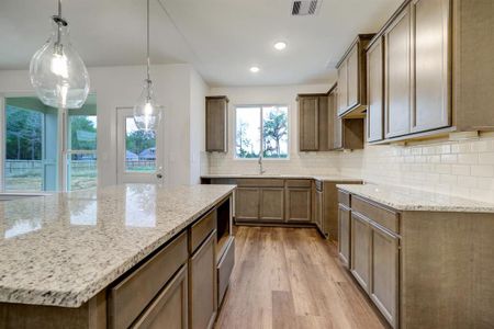 New construction Single-Family house 6215 Twin Fawns Drive, Conroe, TX 77303 Summit View C w/stone- photo 10 10