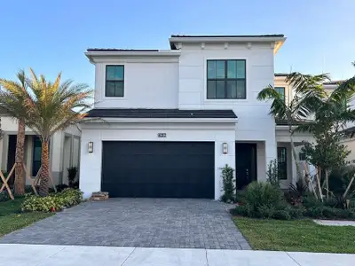 New construction Single-Family house 13646 Artisan Circle, Palm Beach Gardens, FL 33418 - photo 0 0