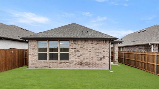 New construction Single-Family house 739 Gentle Bird Drive, Lavon, TX 75166 - photo 24 24