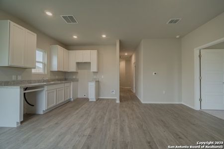 New construction Single-Family house 9729 Ebony Place, San Antonio, TX 78223 RC Carlie II- photo 3 3