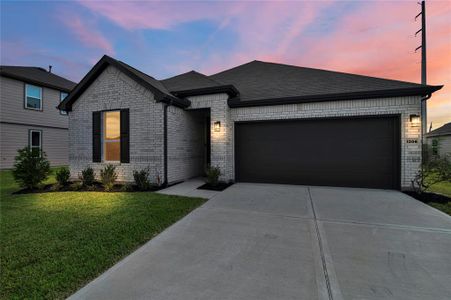 New construction Single-Family house 1306 Green Jay Lane, La Marque, TX 77568 - photo 0