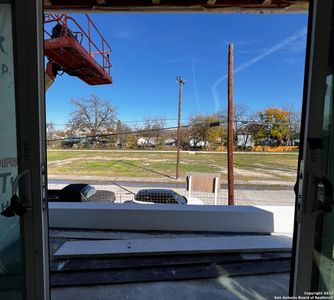 New construction Townhouse house 142 E La Chapelle, San Antonio, TX 78204 - photo 21 21