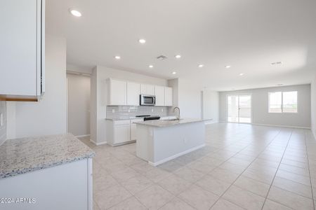 New construction Single-Family house 24587 W Hilton Avenue, Buckeye, AZ 85326 Plan 3- photo 10 10