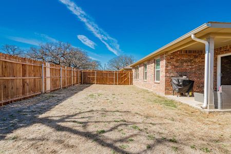 New construction Single-Family house 940 Ben Drive, Springtown, TX 76082 Covington- photo 33 33
