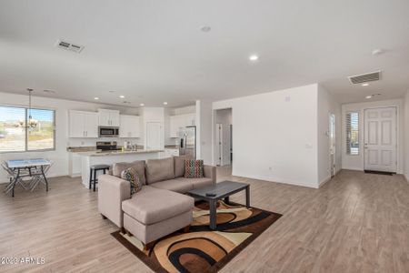 New construction Single-Family house 828 E Walden Drive, Phoenix, AZ 85086 - photo 7 7