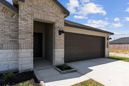 New construction Single-Family house 1036 Great Barracuda Lane, Alvin, TX 77511 The Cali- photo 1 1