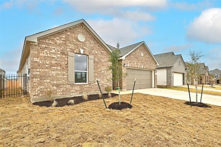 New construction Single-Family house 7807 Treestar Dr, Austin, TX 78744 - photo 1 1