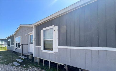 New construction Manufactured Home house 20109 Maynard Ct, Coupland, TX 78615 - photo 3 3