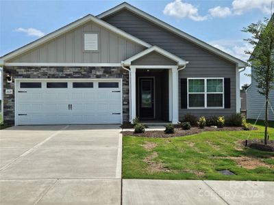 New construction Single-Family house 209 Adams Tree Way, Troutman, NC 28166 - photo 0