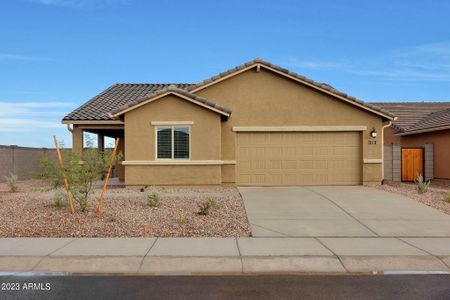 New construction Single-Family house 562 W Crowned Dove Trail, Casa Grande, AZ 85122 - photo 0