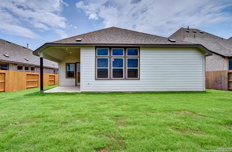 New construction Single-Family house 1655 Dirndl, New Braunfels, TX 78132 Premier Series - Oleander- photo 32 32