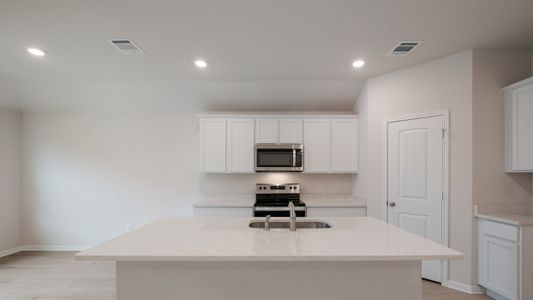 New construction Single-Family house 104 Heatherwood Terrace, Marble Falls, TX 78654 - photo 28 28
