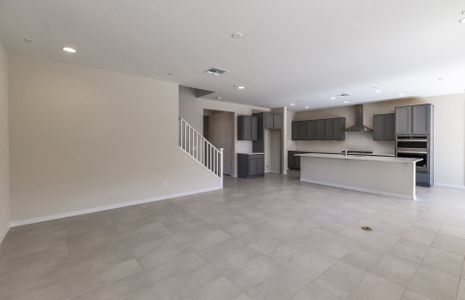 New construction Single-Family house 5108 North 177th Avenue, Litchfield Park, AZ 85340 - photo 9 9