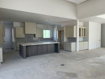 New construction Single-Family house 7018 Bluff Run, San Antonio, TX 78257 - photo 4 4