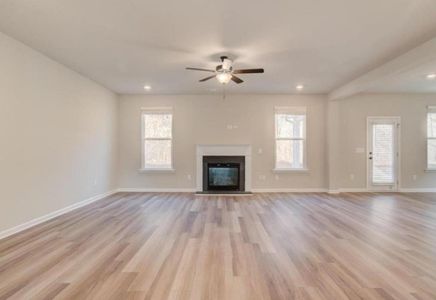 New construction Single-Family house 3244 Thickett Lane, Atlanta, GA 30349 McKinley II- photo 8 8