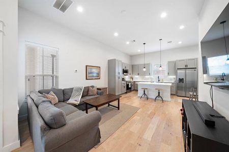 Spacious & open concept Kitchen/Living Room