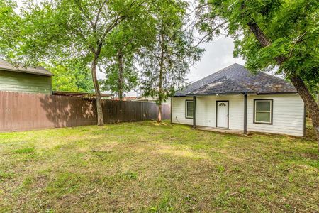 New construction Single-Family house 1423 E Waco Avenue, Dallas, TX 75216 - photo 16 16