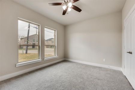 New construction Single-Family house 1510 Lakeview Drive, Grand Prairie, TX 75051 - photo 16 16