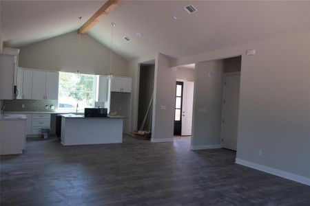 New construction Single-Family house 123 Waimanalo Dr, Bastrop, TX 78602 - photo 4 4