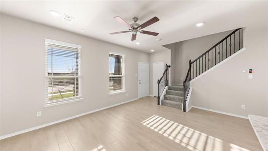 New construction Townhouse house 3006 Willow Wood Court, Heartland, TX 75114 - photo 5 5