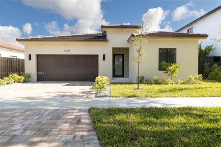 New construction Single-Family house 16331 Sw 60Th Ter, Miami, FL 33193 - photo 0 0
