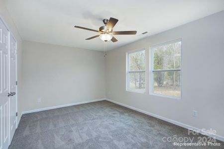 New construction Single-Family house 245 Robinson Clemmer Road, Dallas, NC 28034 - photo 19 19