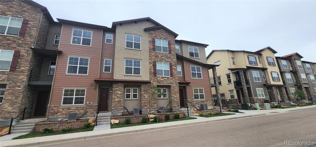 New construction Townhouse house 2300 Santini Trail, Unit D, Littleton, CO 80129 - photo 0 0