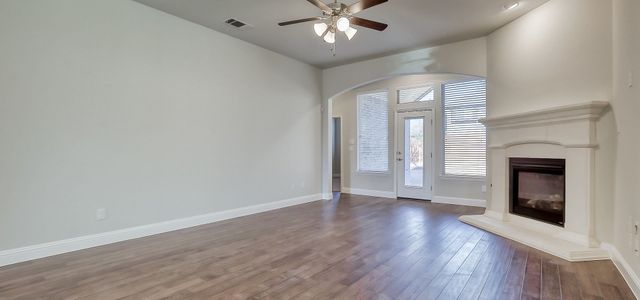 New construction Single-Family house 3206 Woodford Drive, Mansfield, TX 76063 - photo 3 3